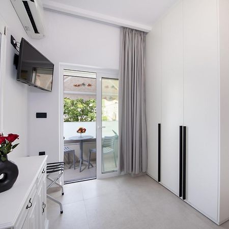 Cherry Central Luxury Suites Chania  Екстер'єр фото