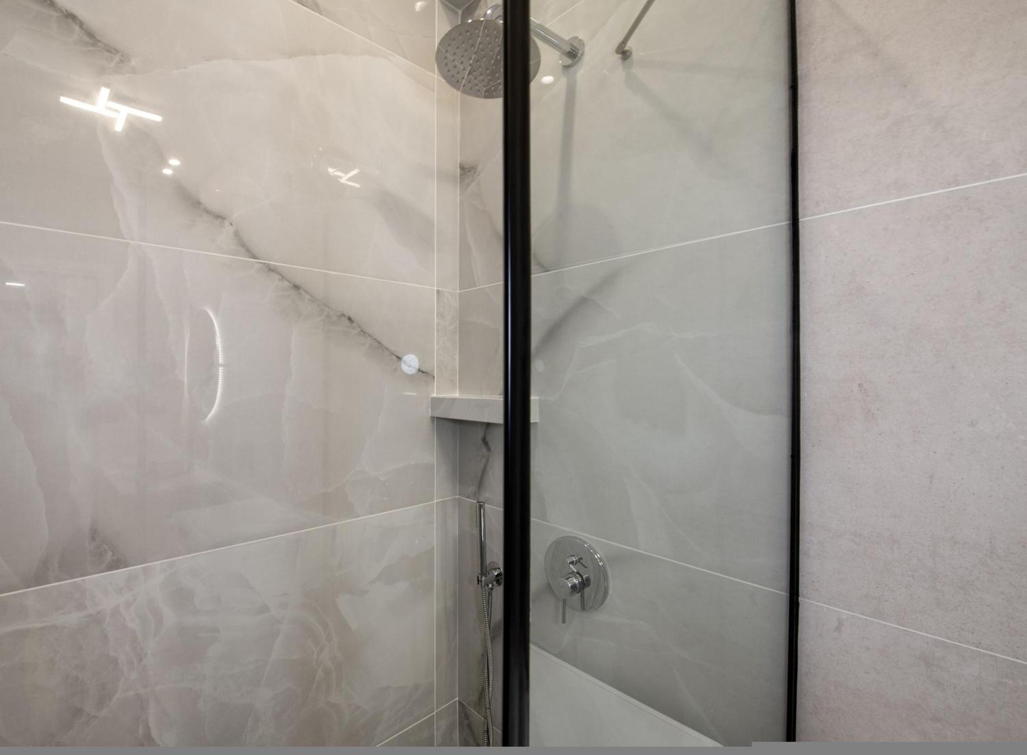 Cherry Central Luxury Suites Chania  Екстер'єр фото