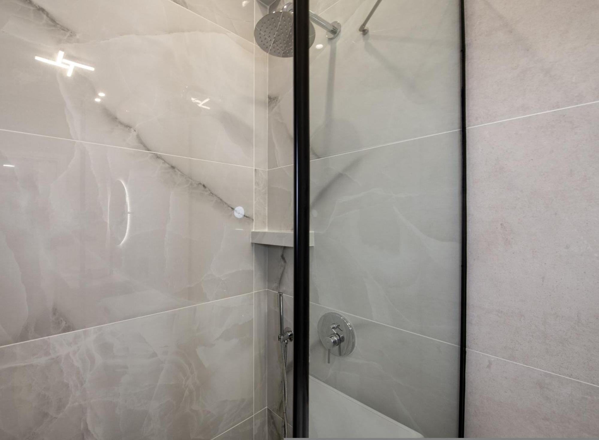 Cherry Central Luxury Suites Chania  Екстер'єр фото