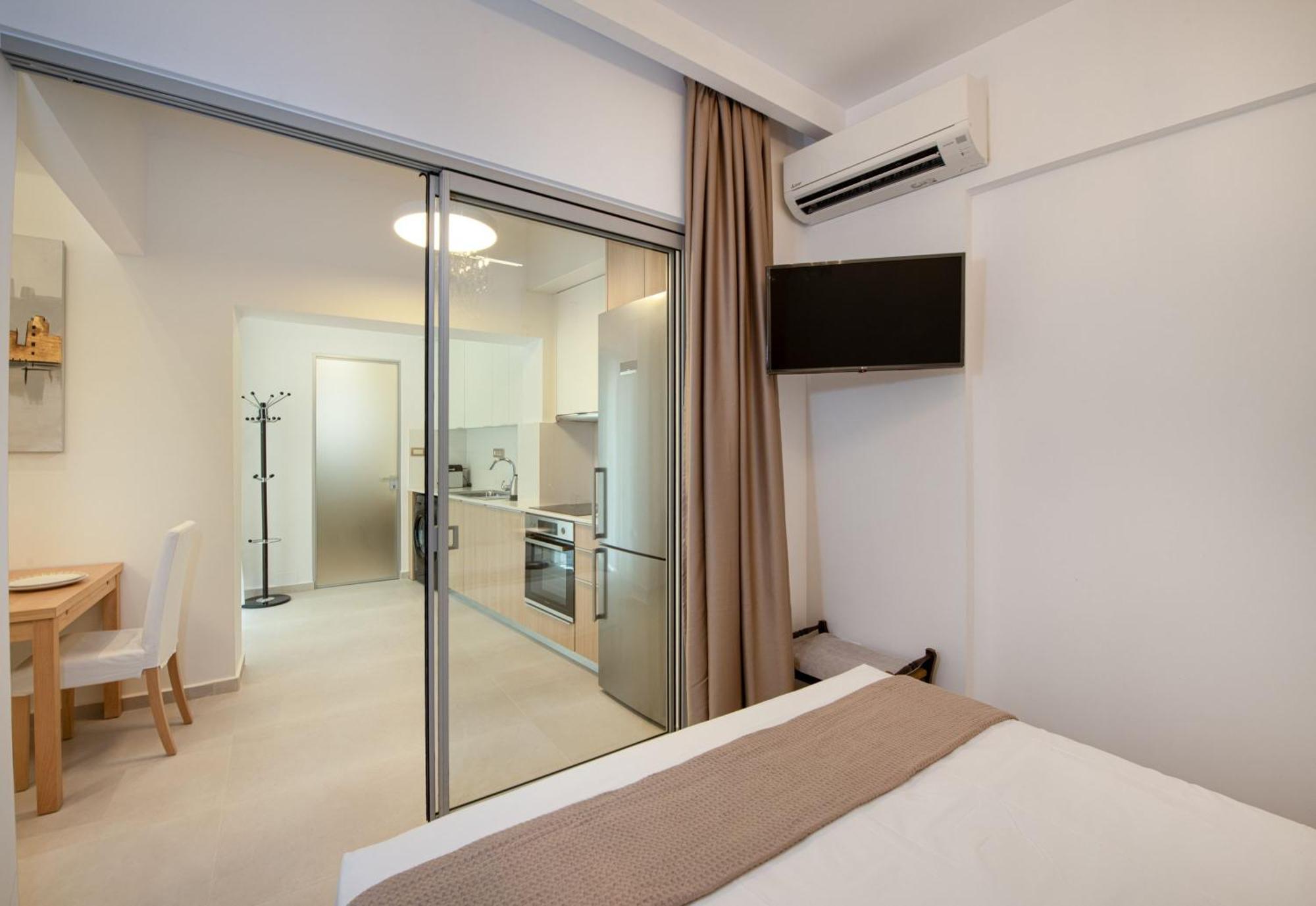 Cherry Central Luxury Suites Chania  Екстер'єр фото