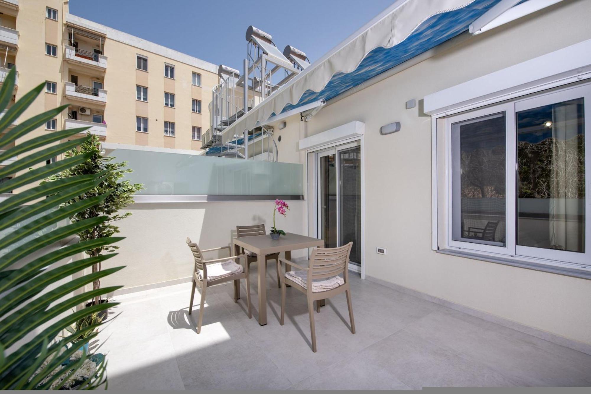 Cherry Central Luxury Suites Chania  Екстер'єр фото