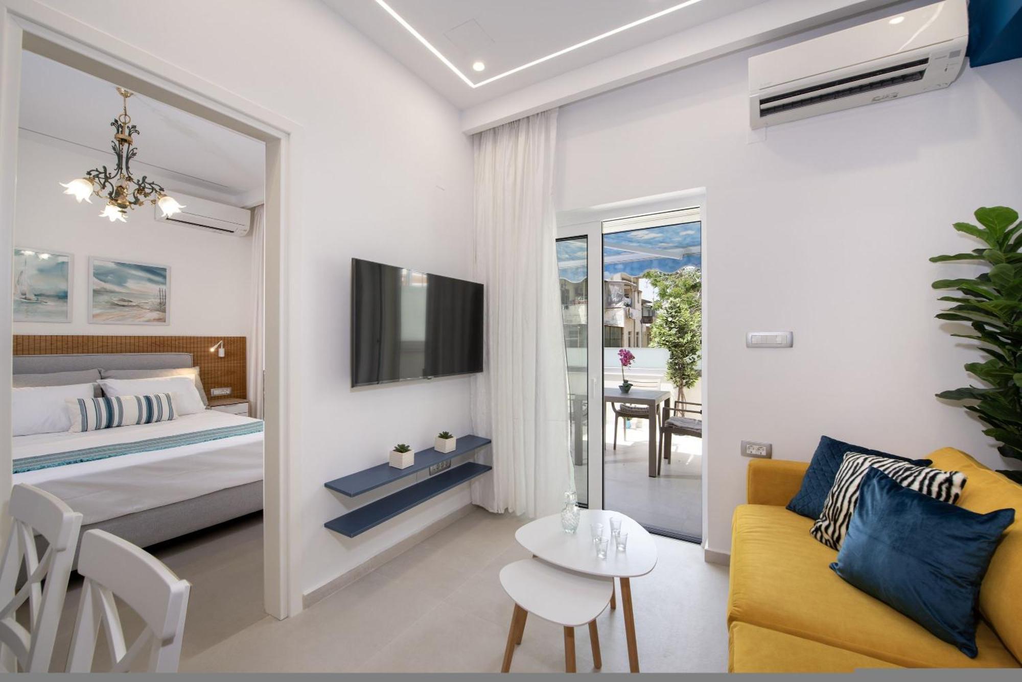 Cherry Central Luxury Suites Chania  Екстер'єр фото